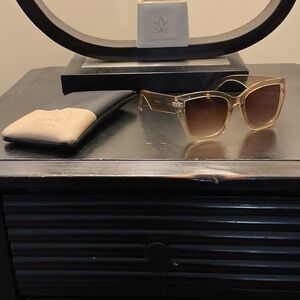 Chic Gold Sunglasses for Women